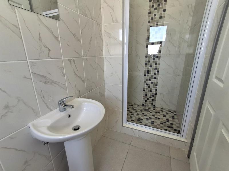 4 Bedroom Property for Sale in Harbour Lights Western Cape